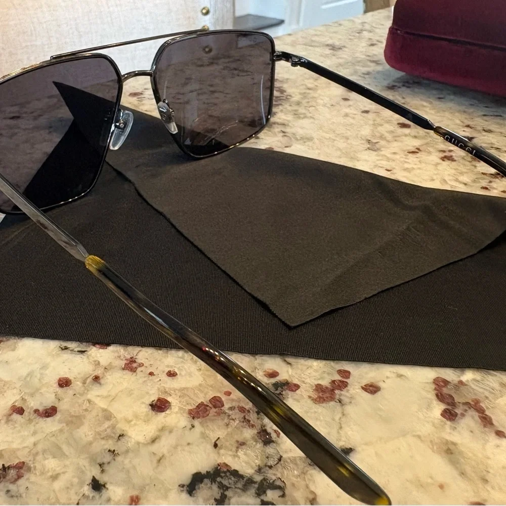 Gucci Men’s Aviator Sunglasses- GG0941S style number